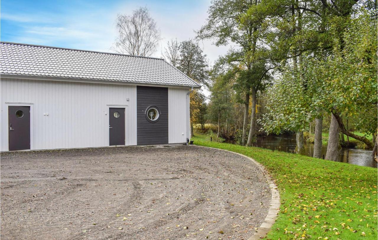 Beautiful Apartment In Lagan With House Sea View Exteriör bild