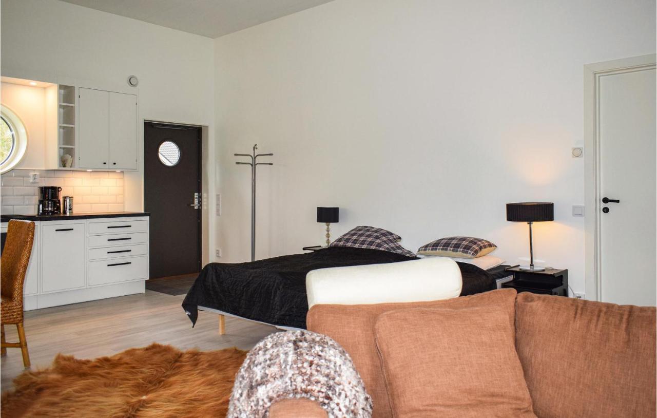 Beautiful Apartment In Lagan With House Sea View Exteriör bild