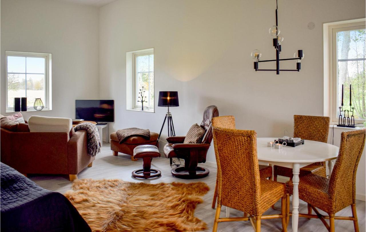Beautiful Apartment In Lagan With House Sea View Exteriör bild